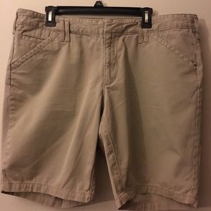 Eddie Bauer legend wash shorts Size 18